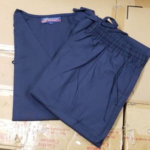 Green Town Unisex Men & Women V Neck Medical Scrub